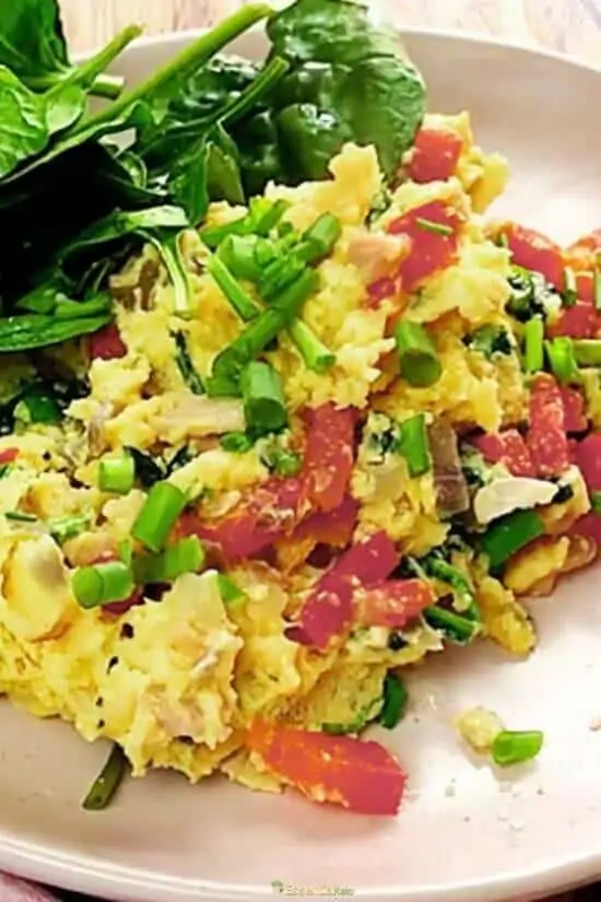 Bacon and egg scramble in microwave